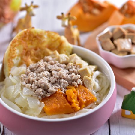 6009 南瓜蛋豆乾肉絲豚骨湯麵